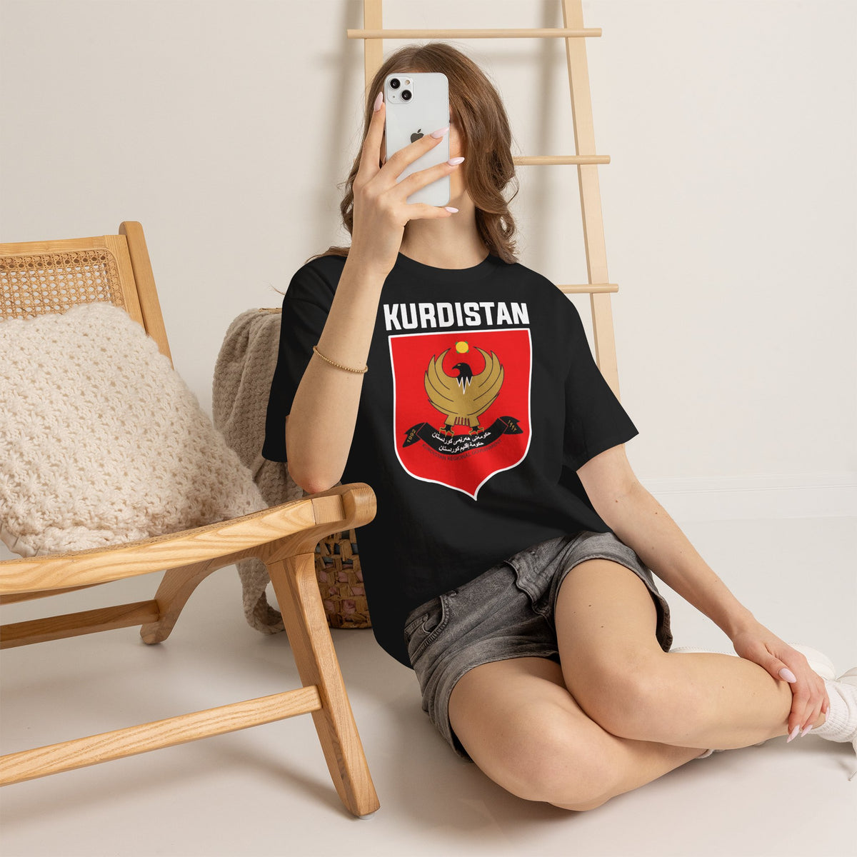 Kurdistan Azadi Wappen Flagge Heimat Newroz Geschenk - Unisex T-Shirt